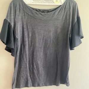 Deletta Gray Short-Sleeve Ruffle Sleeve Tee